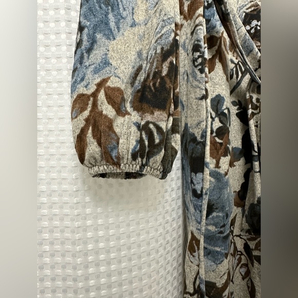 Suzy Shier print dress with waist tie - Picture 2 of 5